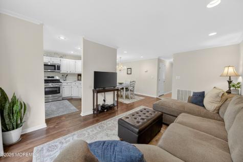 33 Heron Court Manalapan NJ 07726