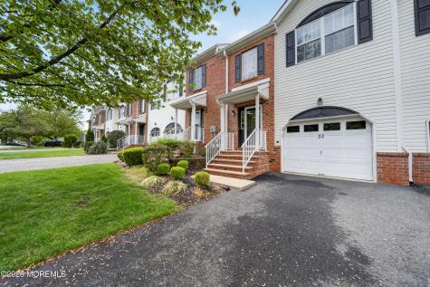 33 Heron Court Manalapan NJ 07726