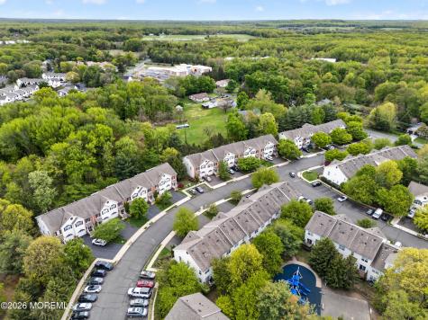 33 Heron Court Manalapan NJ 07726