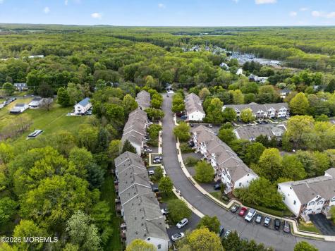 33 Heron Court Manalapan NJ 07726