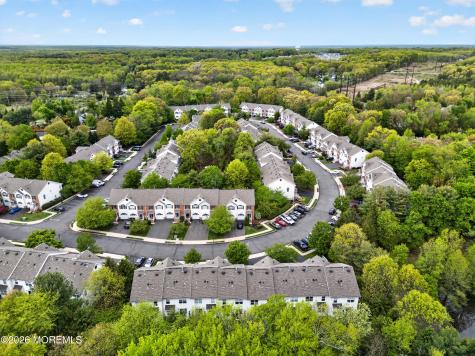 33 Heron Court Manalapan NJ 07726