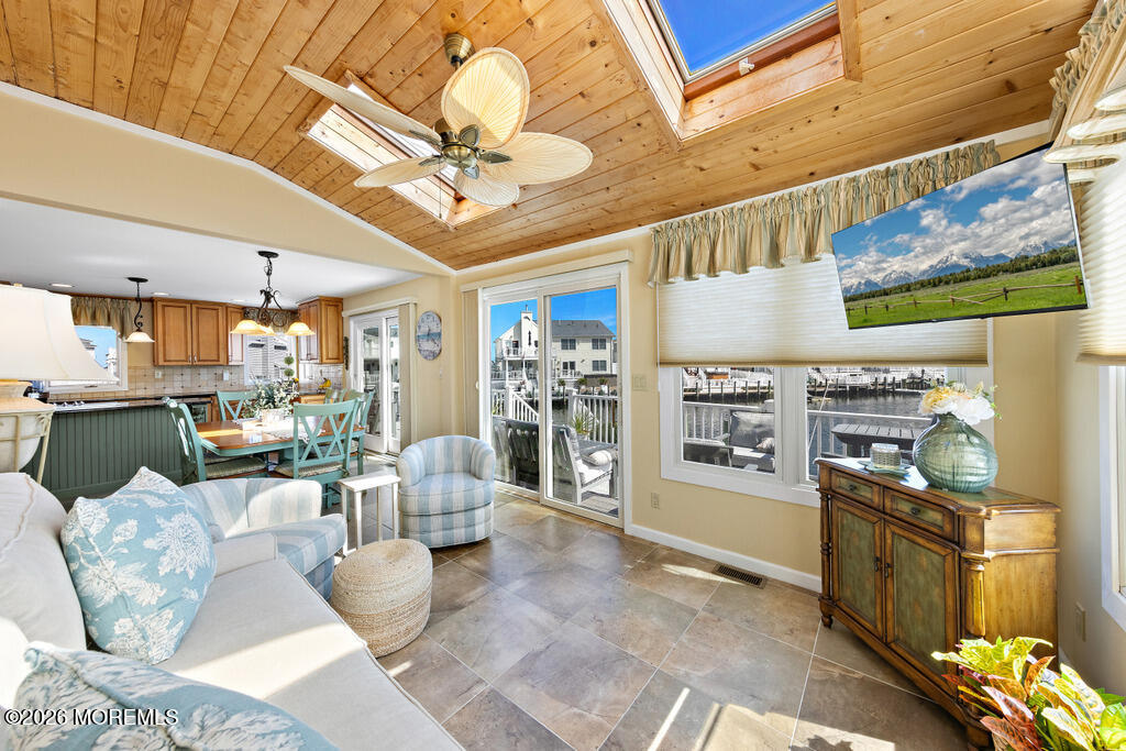 39 Merle Drive Manahawkin NJ 08050