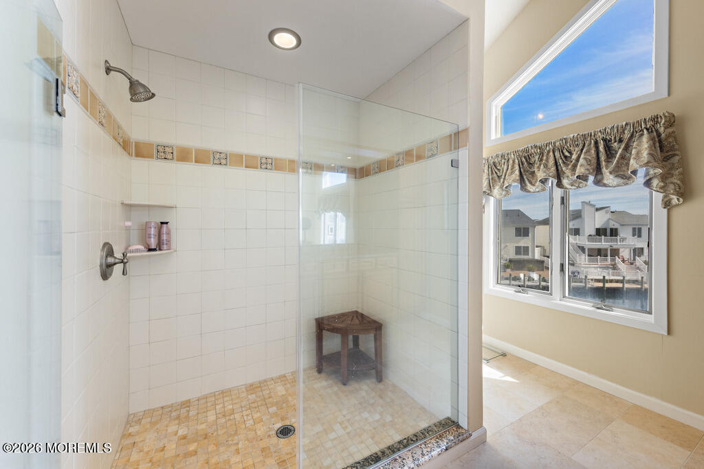 39 Merle Drive Manahawkin NJ 08050
