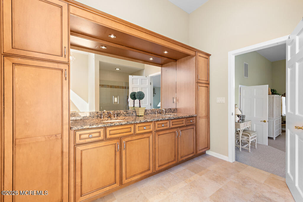 39 Merle Drive Manahawkin NJ 08050