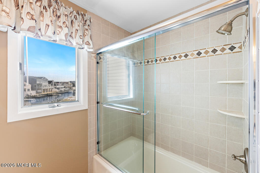 39 Merle Drive Manahawkin NJ 08050