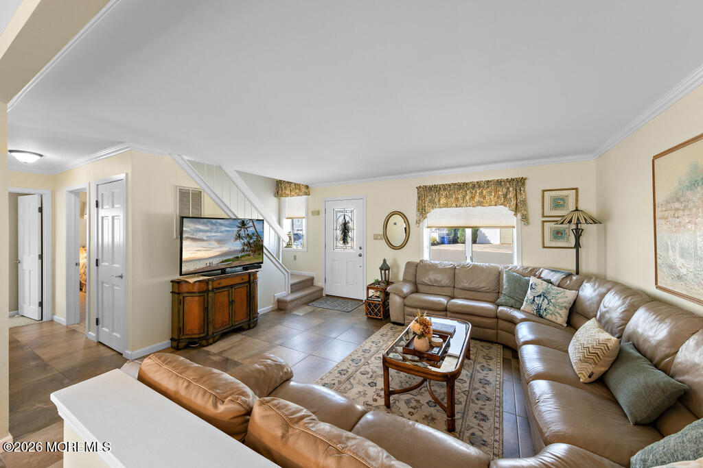 39 Merle Drive Manahawkin NJ 08050