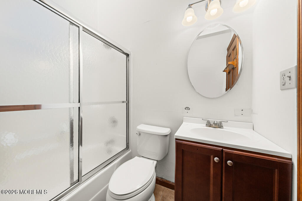 39 Merle Drive Manahawkin NJ 08050