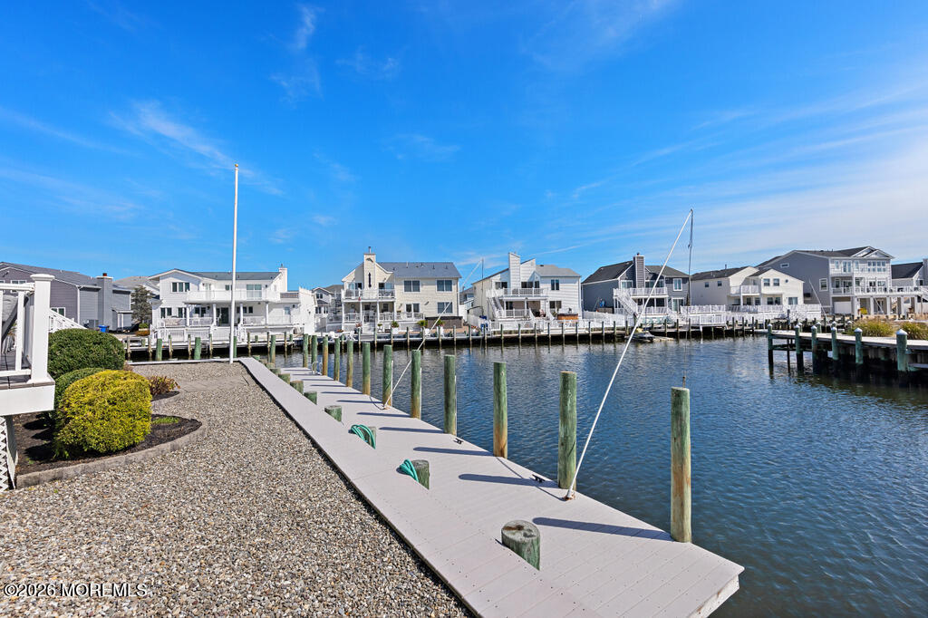 39 Merle Drive Manahawkin NJ 08050