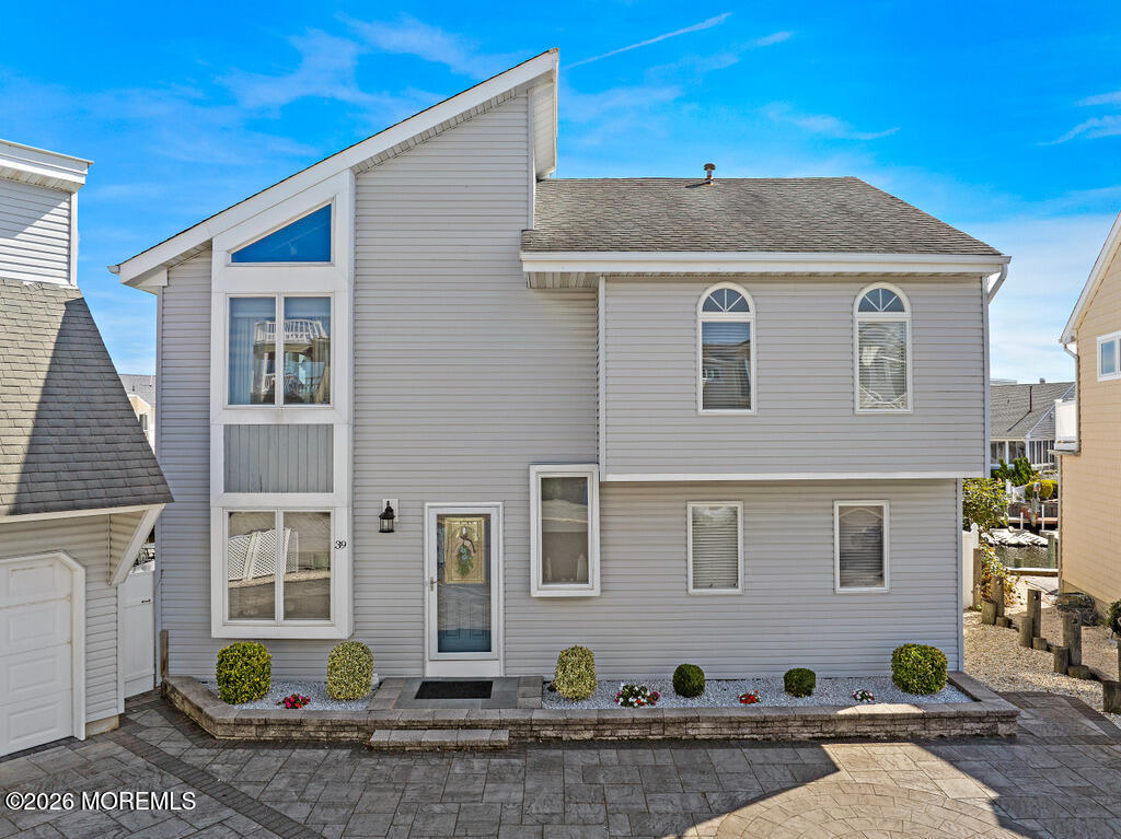 39 Merle Drive Manahawkin NJ 08050