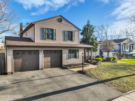 10 Cobblestone Court Howell NJ 07731