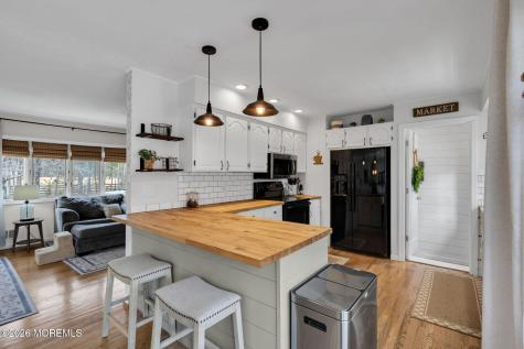 7 Chestnut Drive Jackson NJ 08527