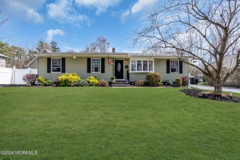 7 Chestnut Drive Jackson NJ 08527