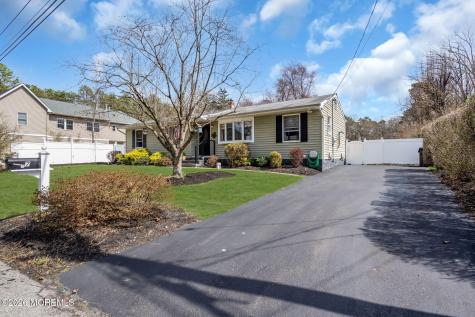 7 Chestnut Drive Jackson NJ 08527