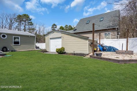7 Chestnut Drive Jackson NJ 08527