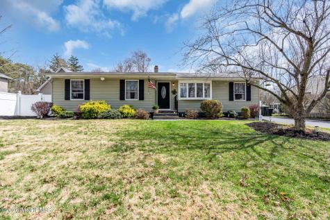 7 Chestnut Drive Jackson NJ 08527