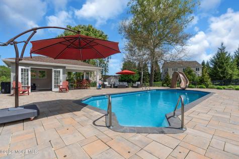 8 Parkside Drive Jackson NJ 08527