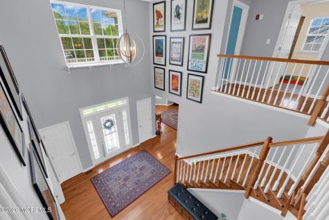 8 Parkside Drive Jackson NJ 08527
