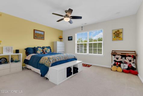 8 Parkside Drive Jackson NJ 08527