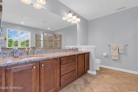 8 Parkside Drive Jackson NJ 08527