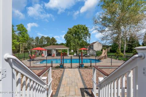 8 Parkside Drive Jackson NJ 08527