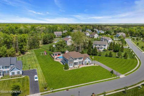 8 Parkside Drive Jackson NJ 08527