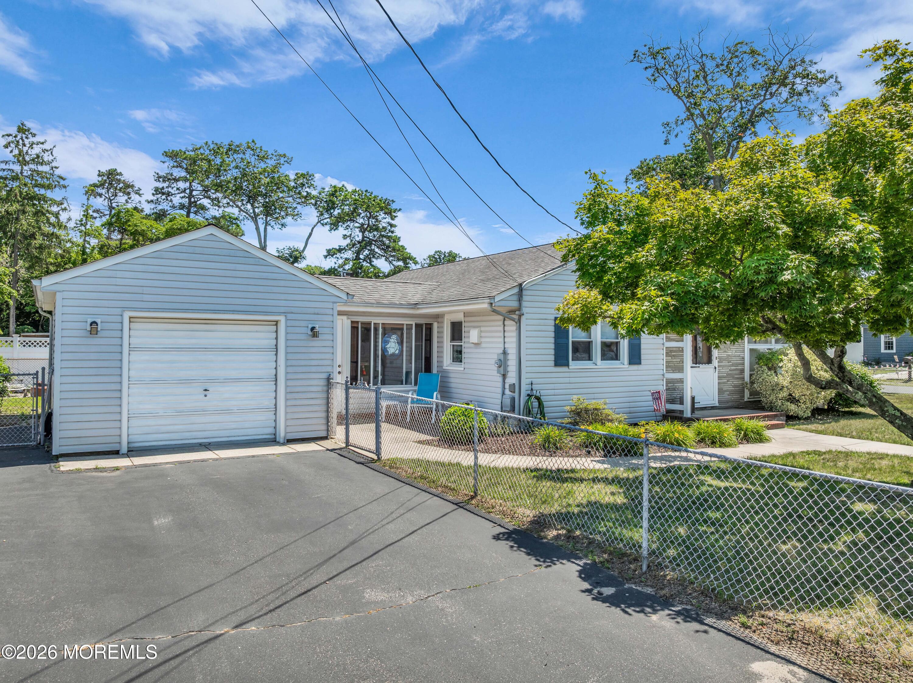 14 Larboard Street Beachwood NJ 08722
