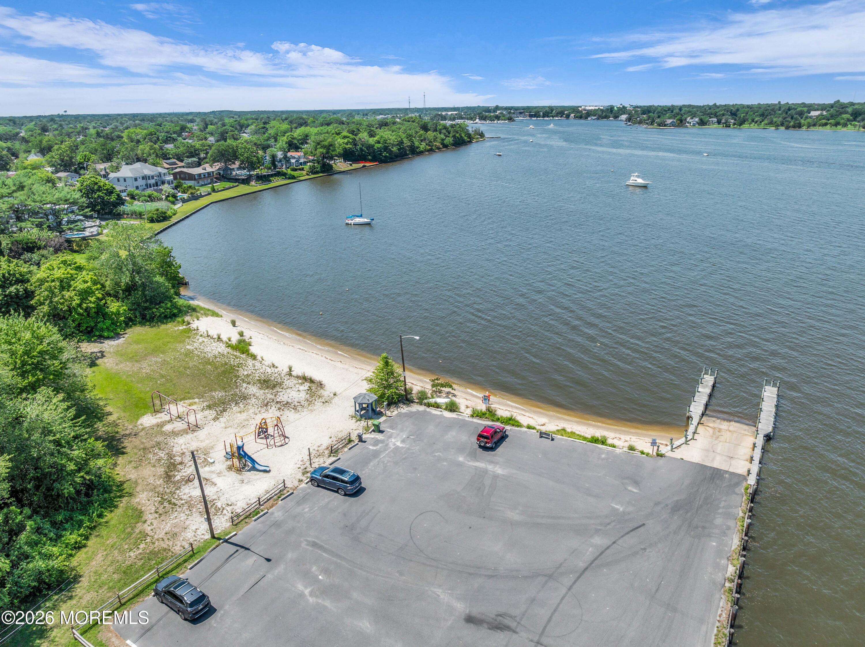 14 Larboard Street Beachwood NJ 08722