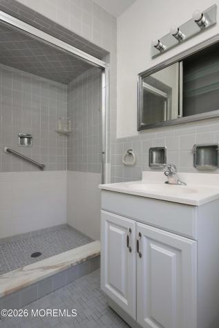 33 Fish Hawk Drive Middletown NJ 07748