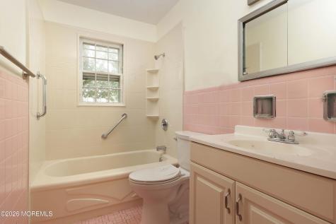 33 Fish Hawk Drive Middletown NJ 07748