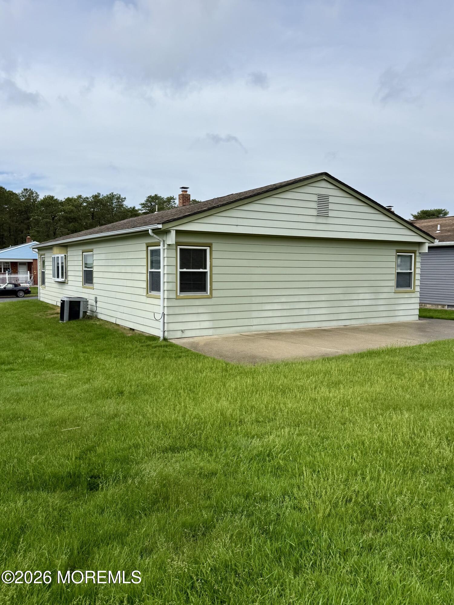 348 Costa Mesa Drive Toms River NJ 08757