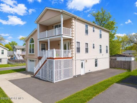 34 Evergreen Place Keansburg NJ 07734