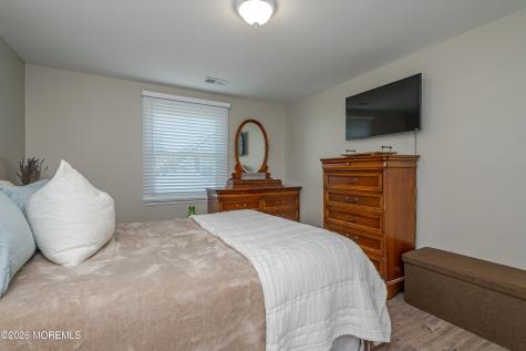 60 Midvale Lane Willingboro NJ 08046