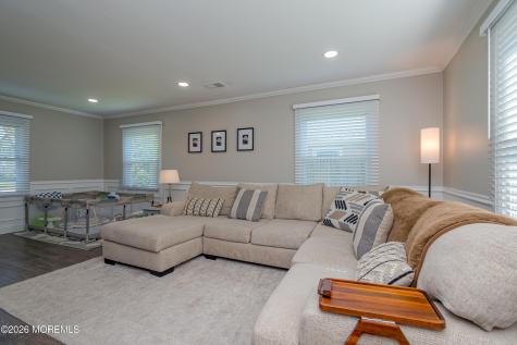 60 Midvale Lane Willingboro NJ 08046