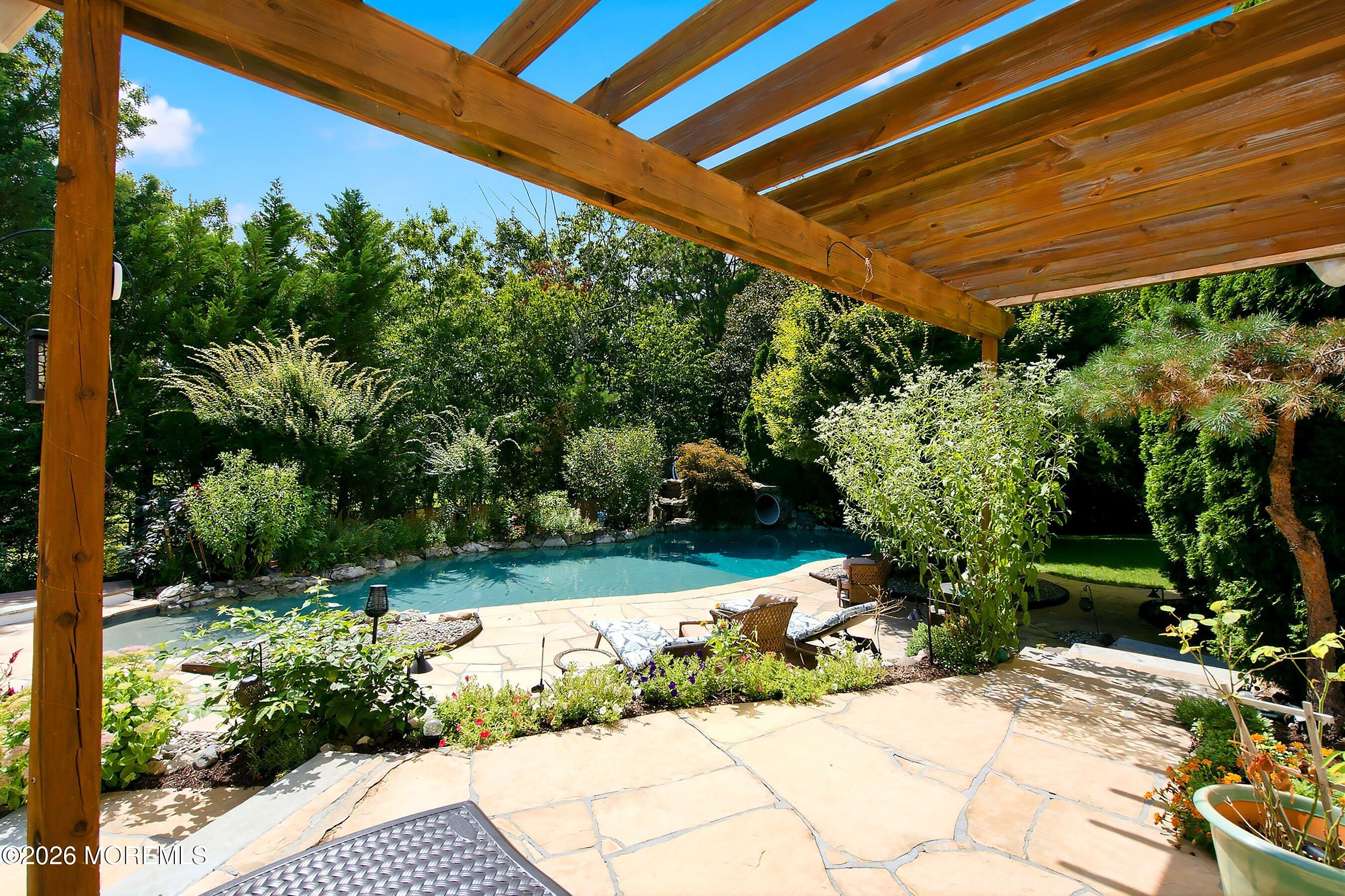 240 Kristine Avenue Manahawkin NJ 08050