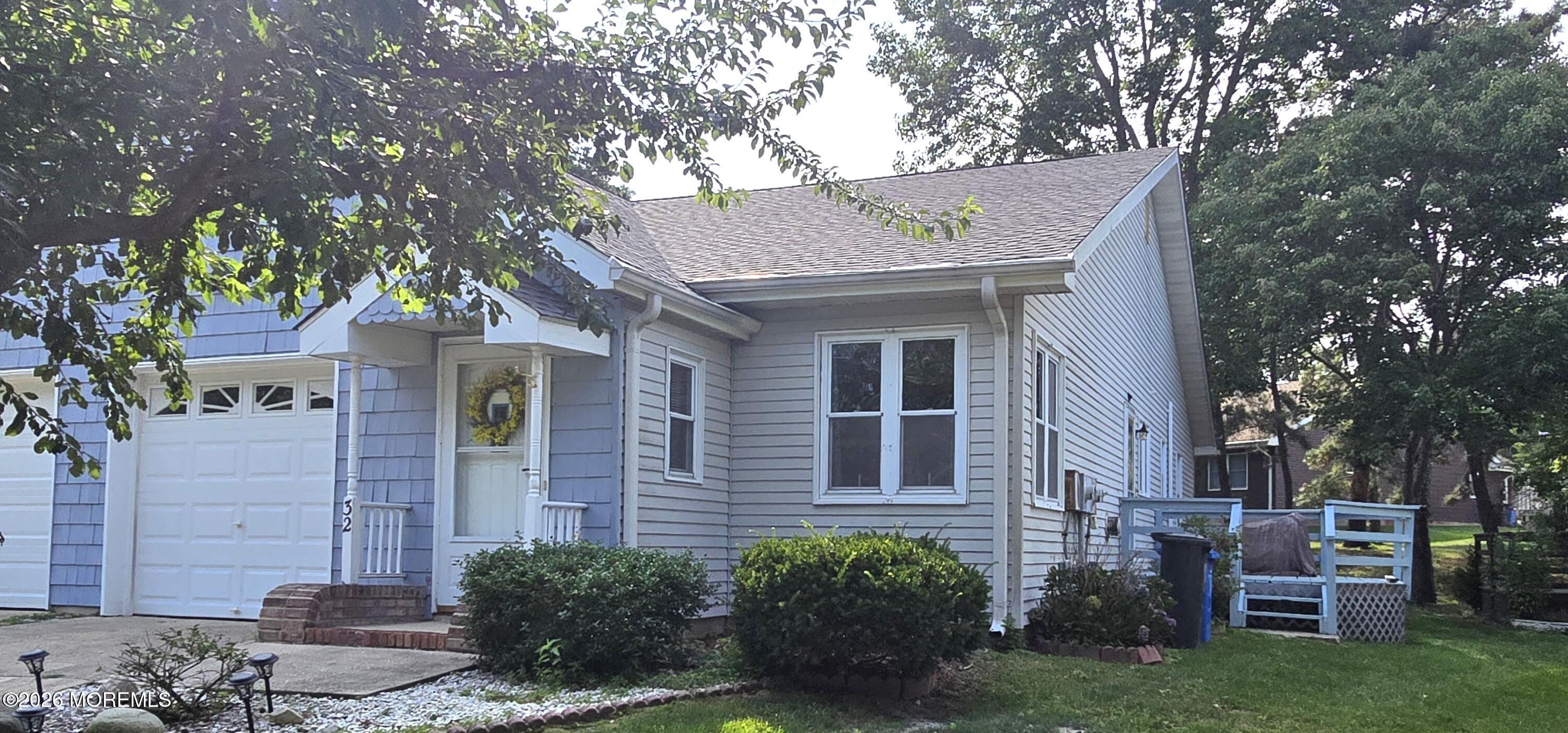 32 Sycamore Road Manahawkin NJ 08050