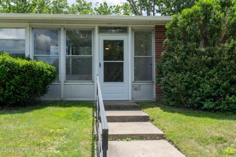 106C Edinburgh Lane Lakewood NJ 08701