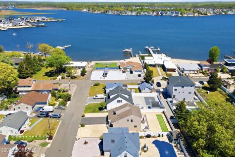 7 Crowder Drive Toms River NJ 08753