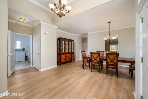43 Rochford Drive Manchester NJ 08759
