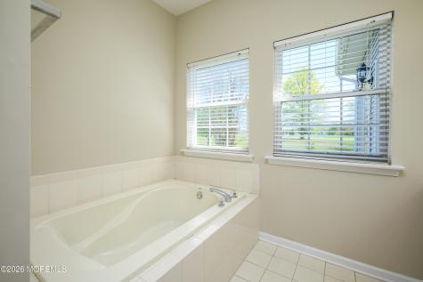 43 Rochford Drive Manchester NJ 08759