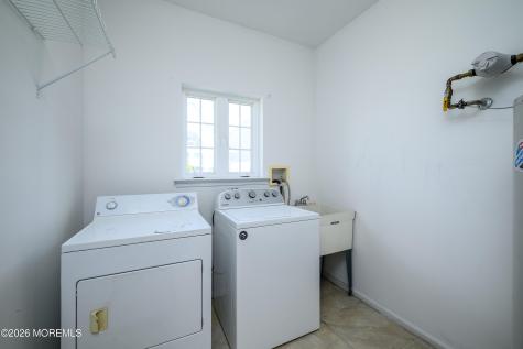 43 Rochford Drive Manchester NJ 08759