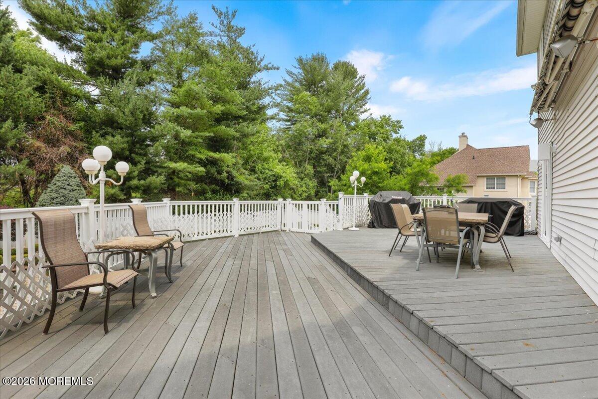 9 Landmark Lane Marlboro NJ 07746
