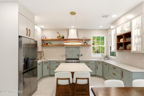 4 Suter Court Jackson NJ 08527