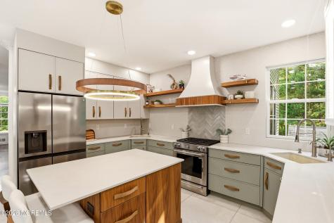 4 Suter Court Jackson NJ 08527