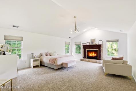 4 Suter Court Jackson NJ 08527