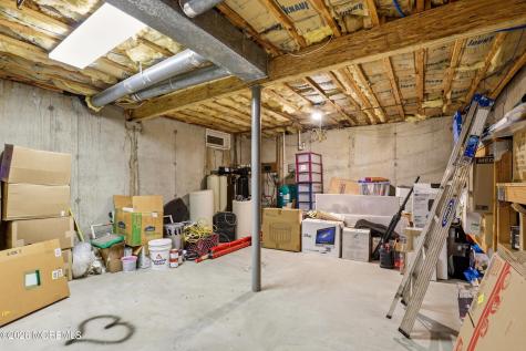 4 Suter Court Jackson NJ 08527