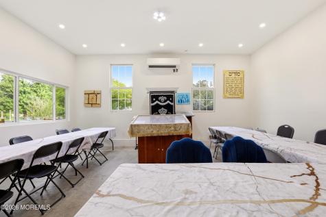 4 Suter Court Jackson NJ 08527
