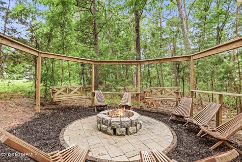 4 Suter Court Jackson NJ 08527