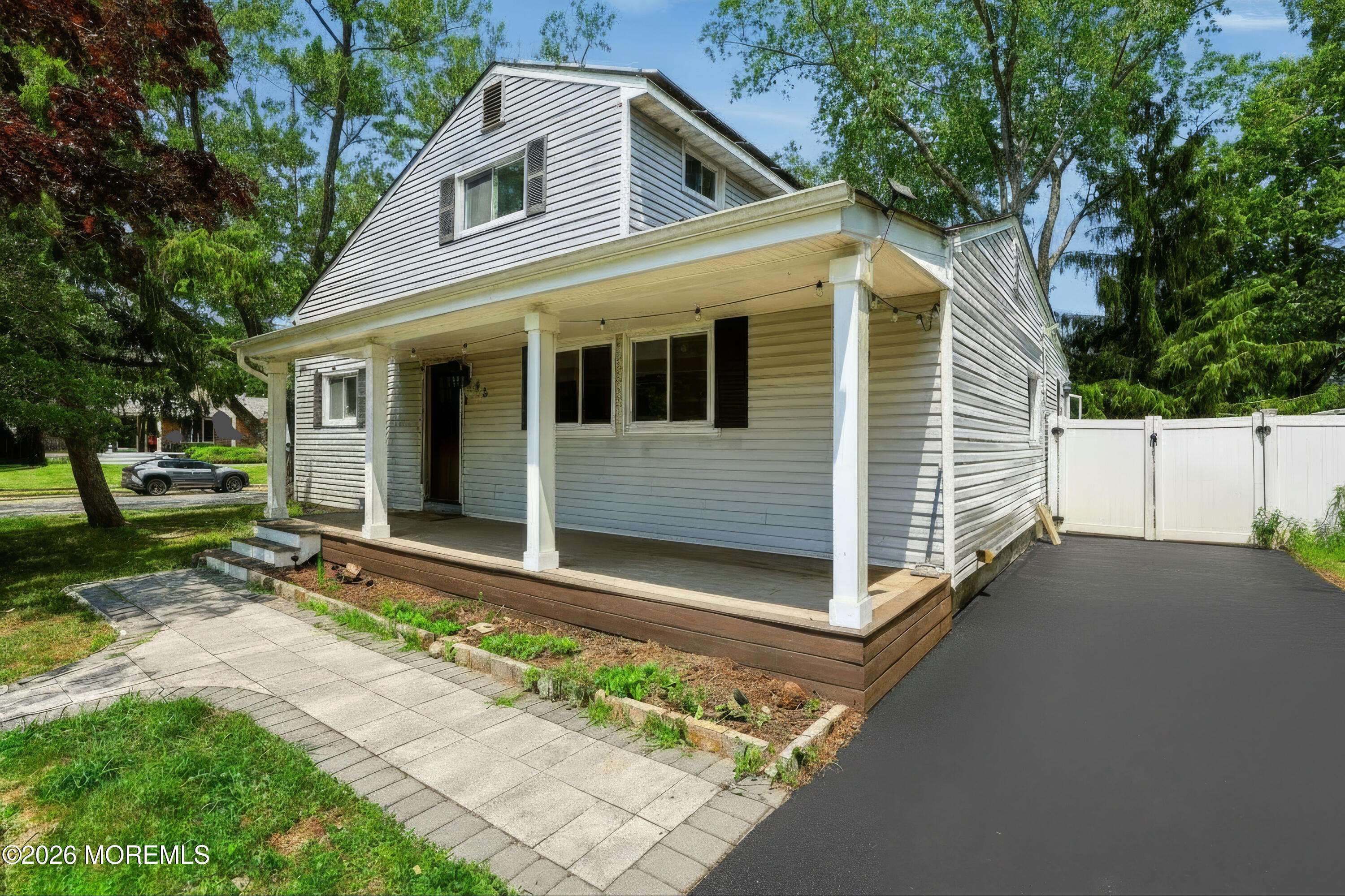 33 Alan Terrace Howell NJ 07731