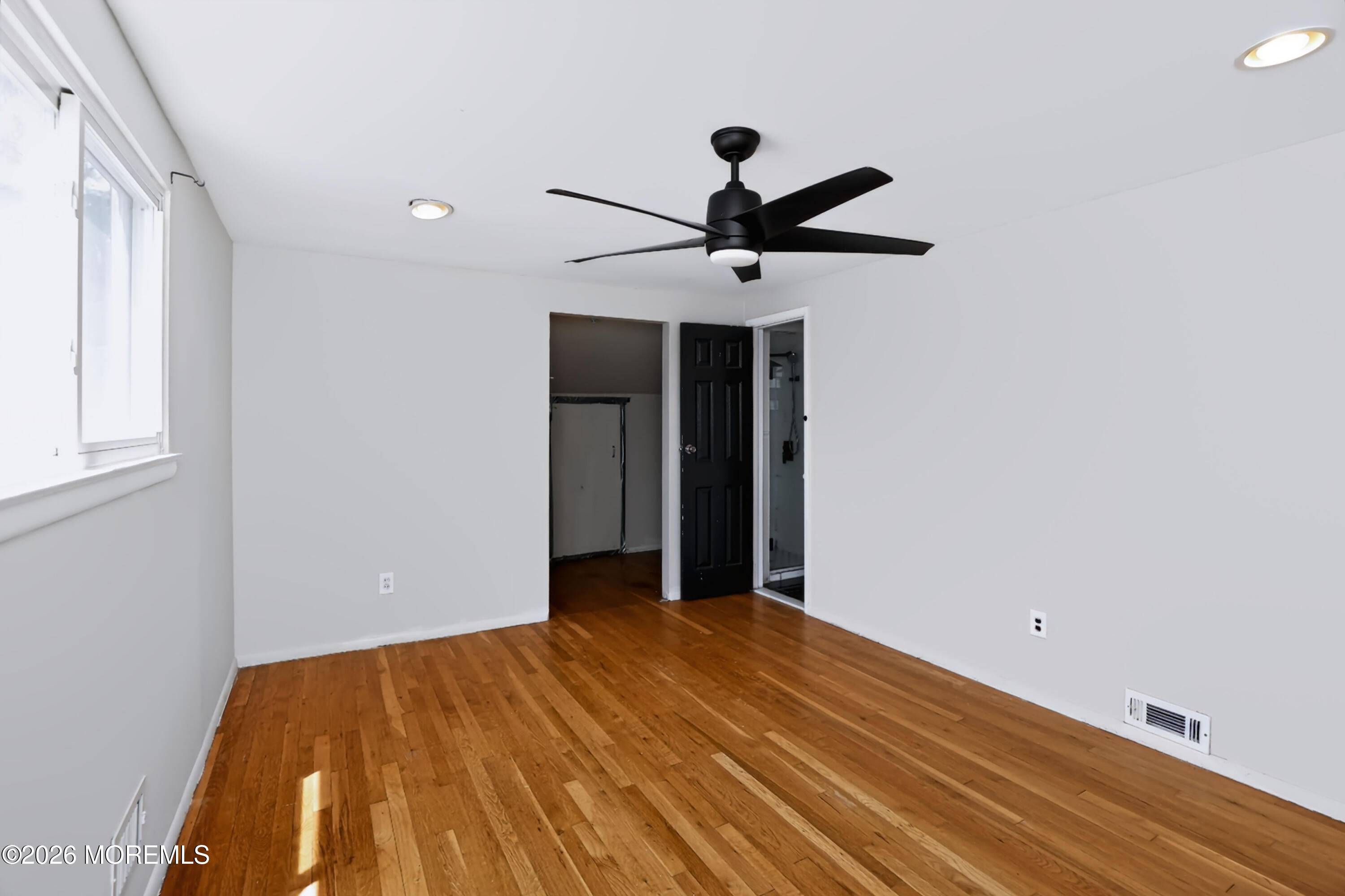 33 Alan Terrace Howell NJ 07731