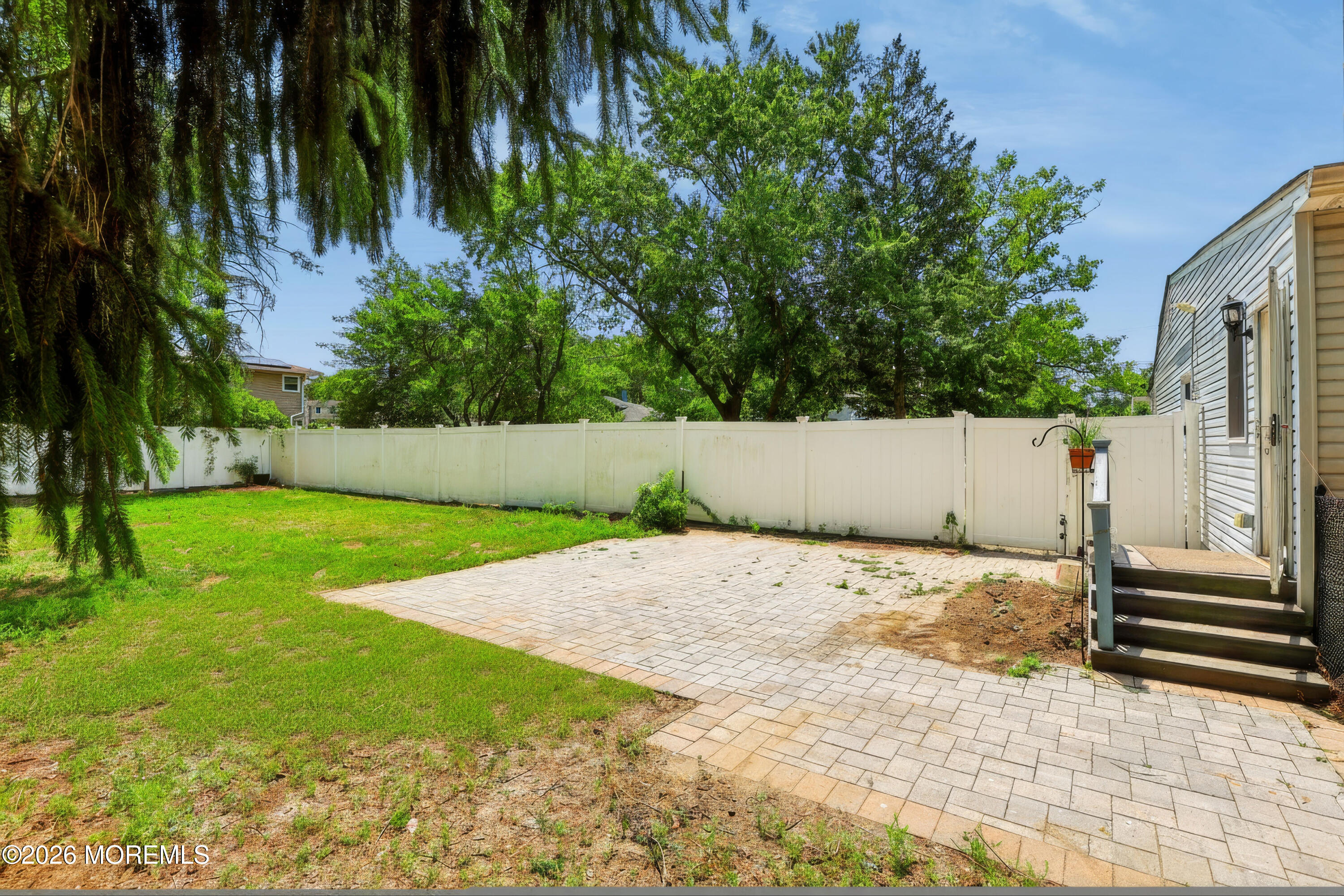 33 Alan Terrace Howell NJ 07731